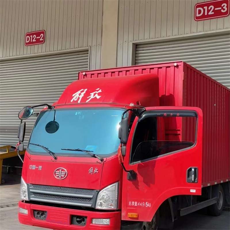 管城阿拉尔市物流专线：大件快运与进仓出口的高效之旅